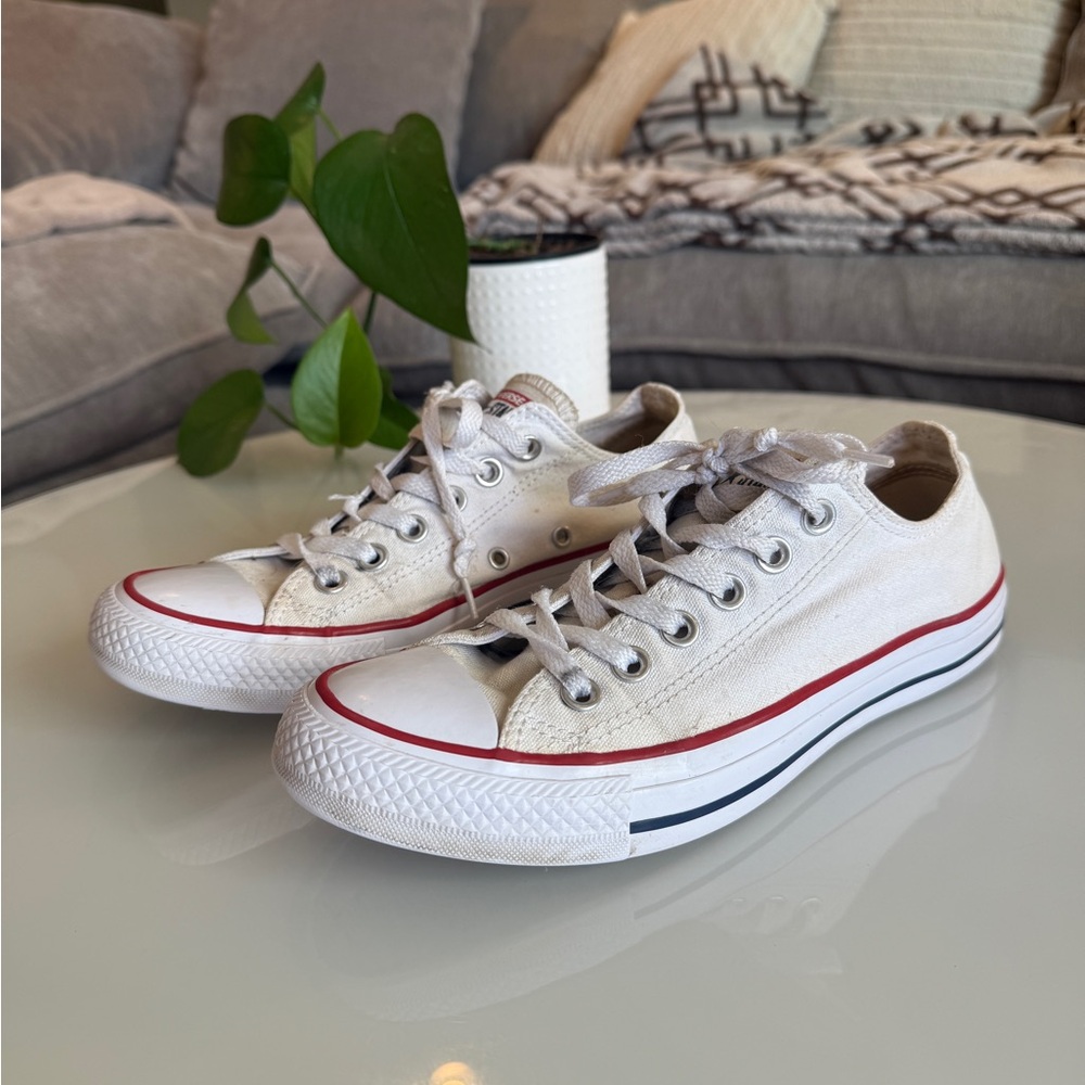 White low top converse